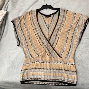 Gold/black/silver/white lightweight dressy top